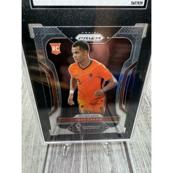 2022 PANINI PRIZM WORLD CUP #153 CODY GAKPO Rc SGC 9.5  Netherlands - Picture 3 of 9